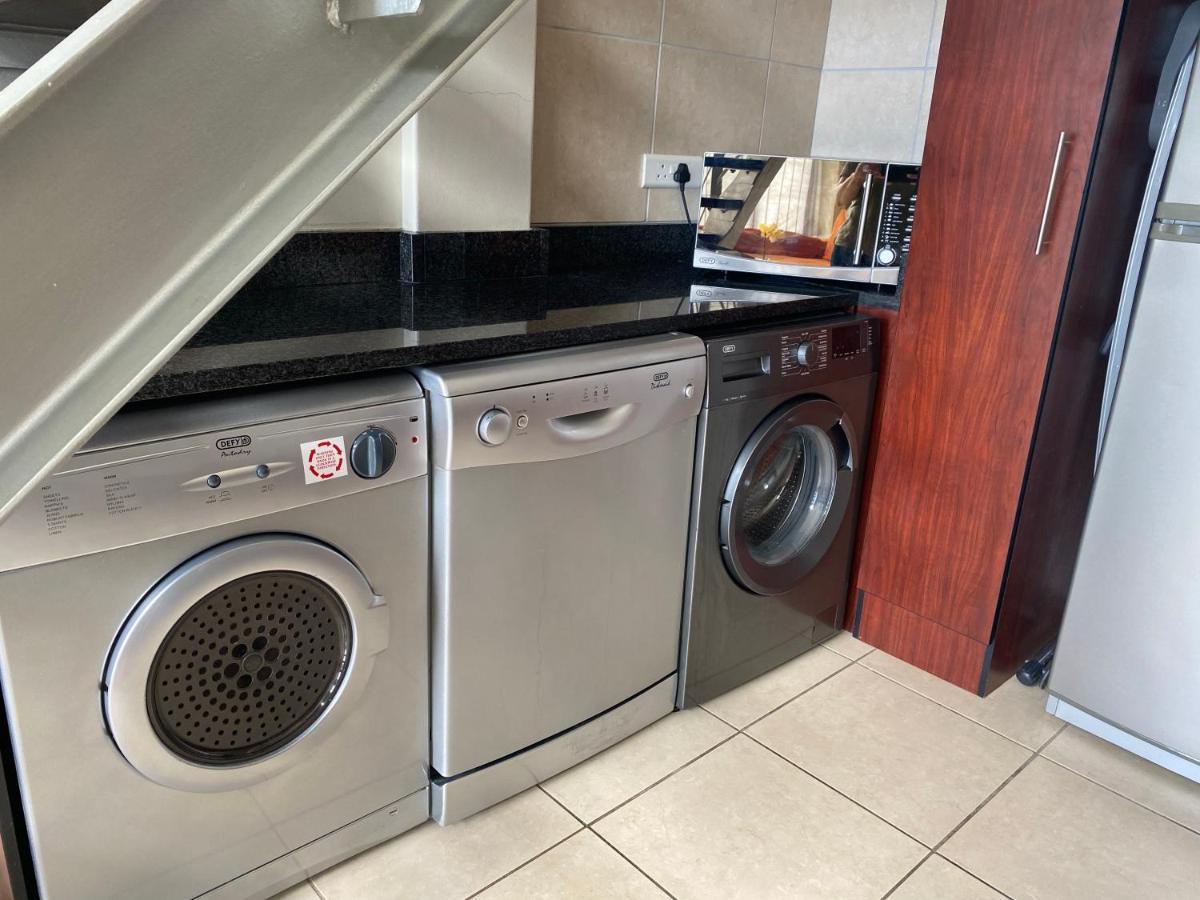 Luxury Nautica Suite 003 Mossel Bay Esterno foto